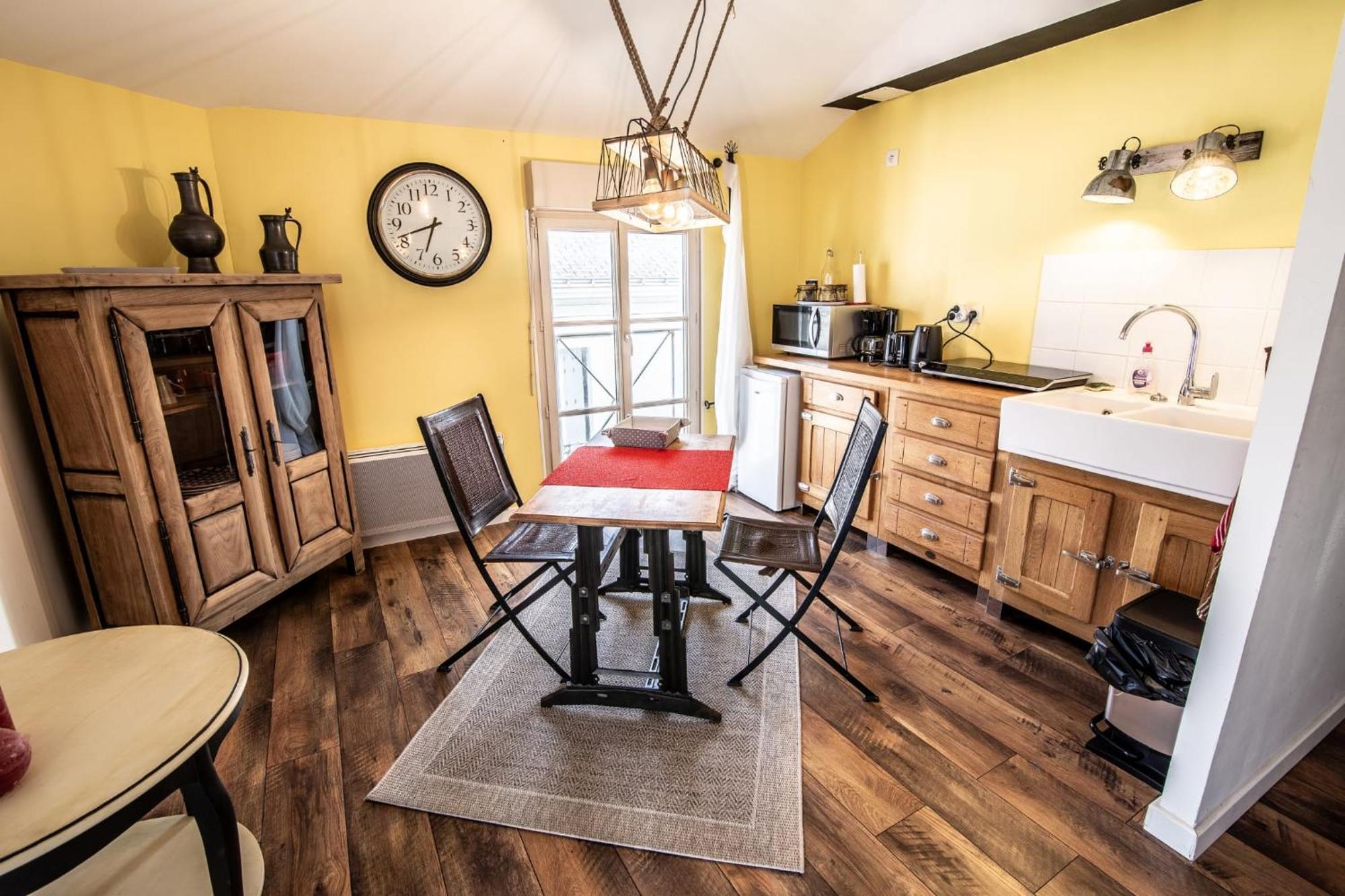 Aparthotel Le Dupe Brissac-Quince Esterno foto