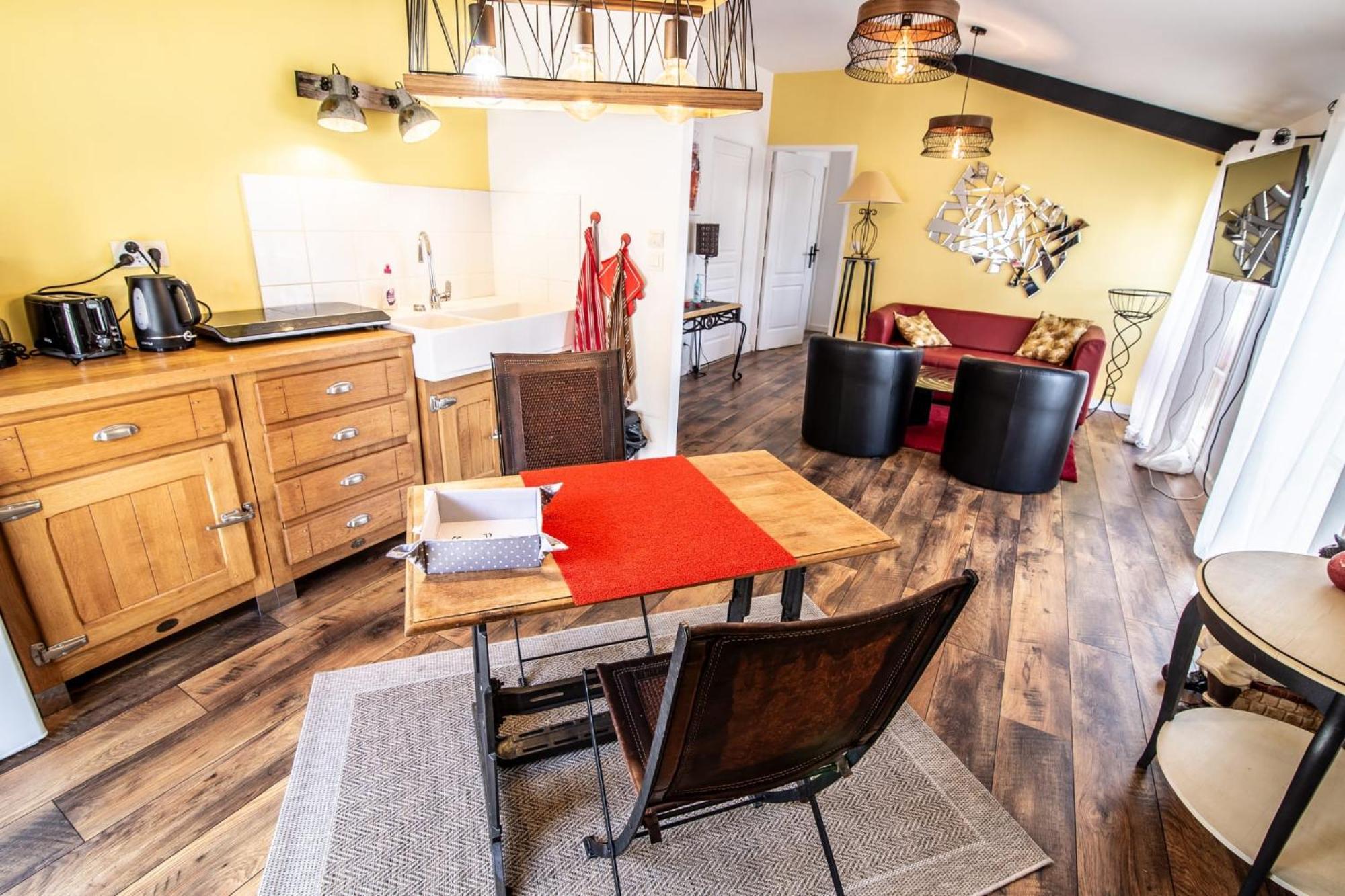 Aparthotel Le Dupe Brissac-Quince Esterno foto